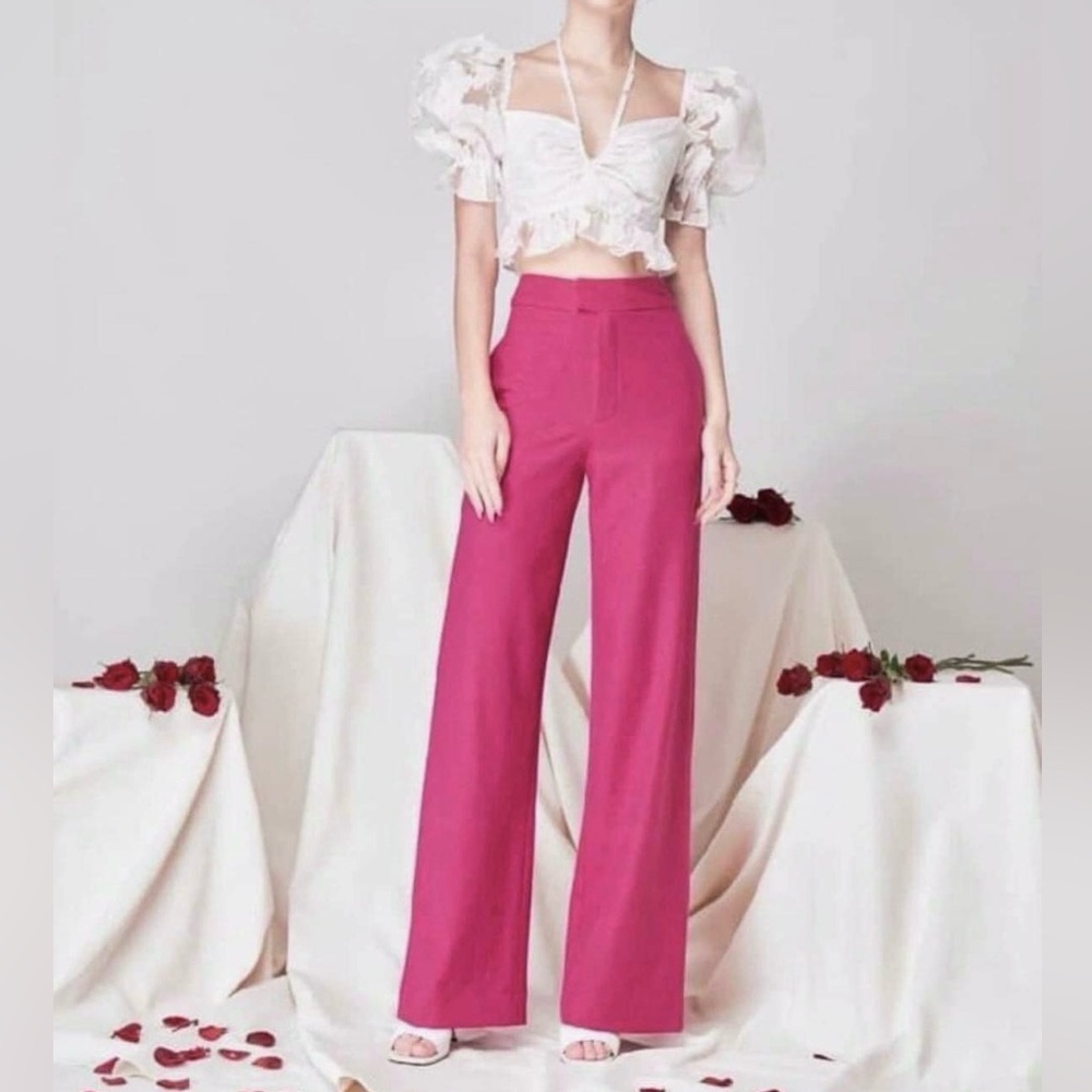 Women elegant white crop top with fuchsia slacks pants set size M